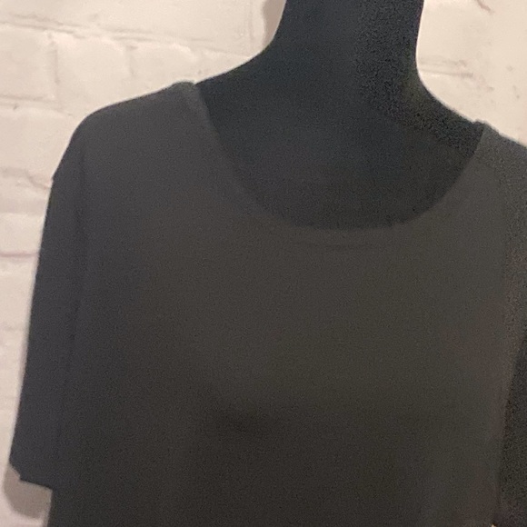 Tunic - Picture 4 of 5